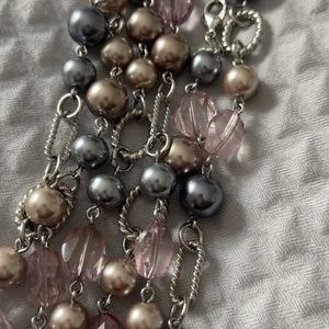 Beautiful wrap necklace, pink and gray tones, perfect condition